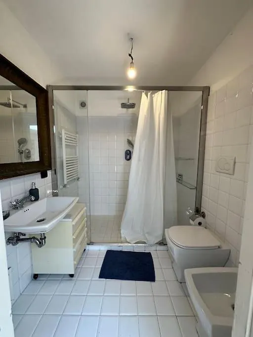Nuovo Loft A Trastevere Con Super Terrazzo Rome Italy