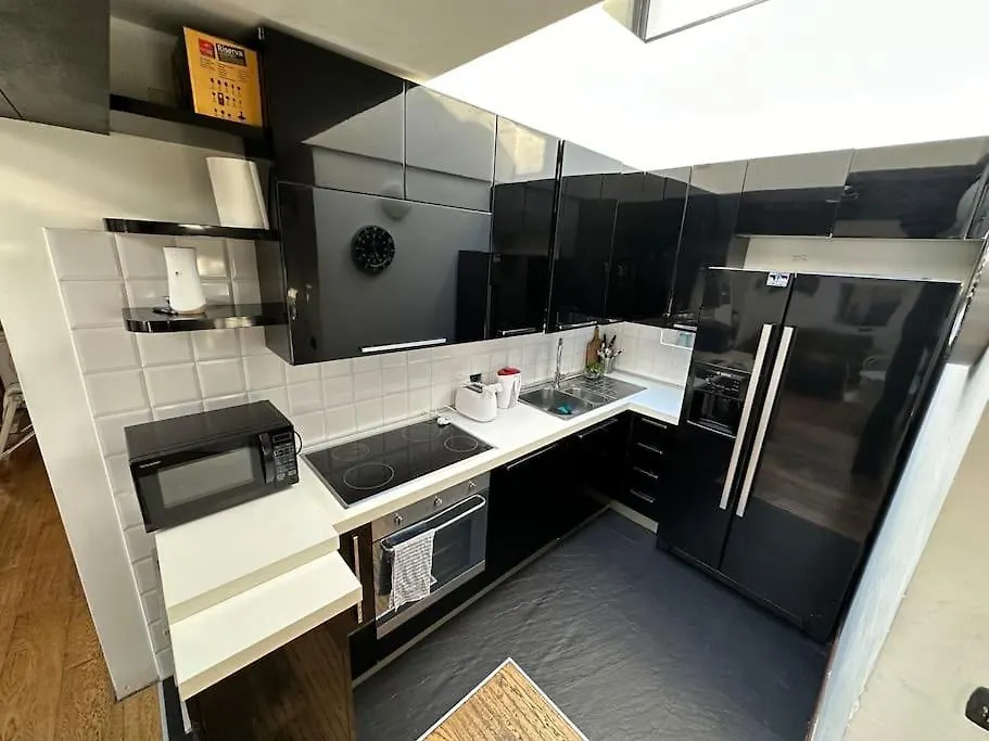 Nuovo Loft A Trastevere Con Super Terrazzo Rome 0*,