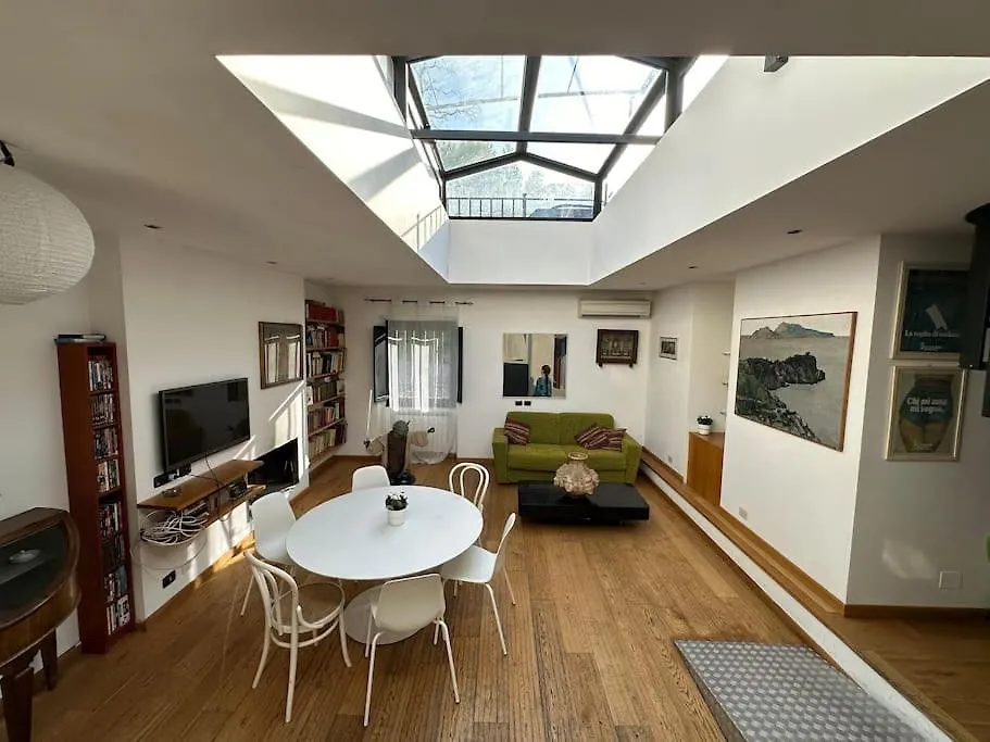 Nuovo Loft A Trastevere Con Super Terrazzo Rome