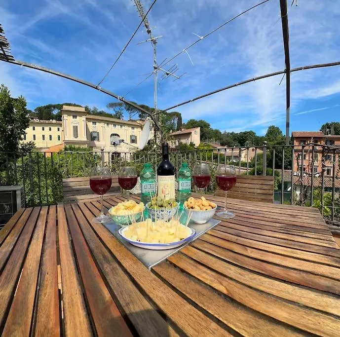 Nuovo Loft A Trastevere Con Super Terrazzo Roma