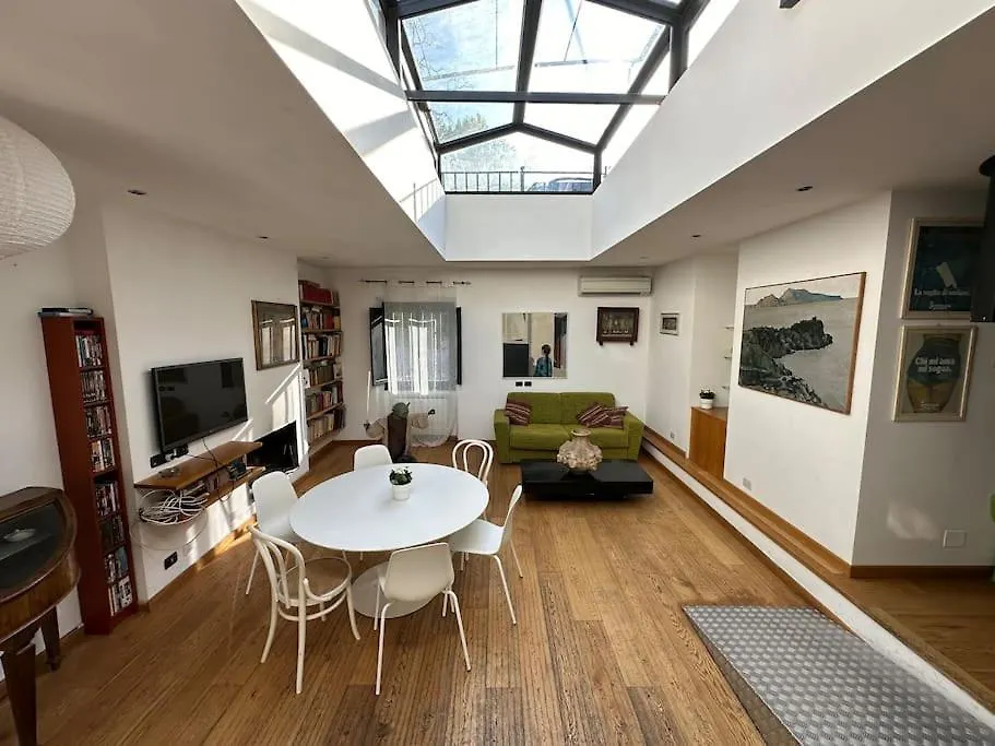 Appartamento Nuovo Loft A Trastevere Con Super Terrazzo Roma